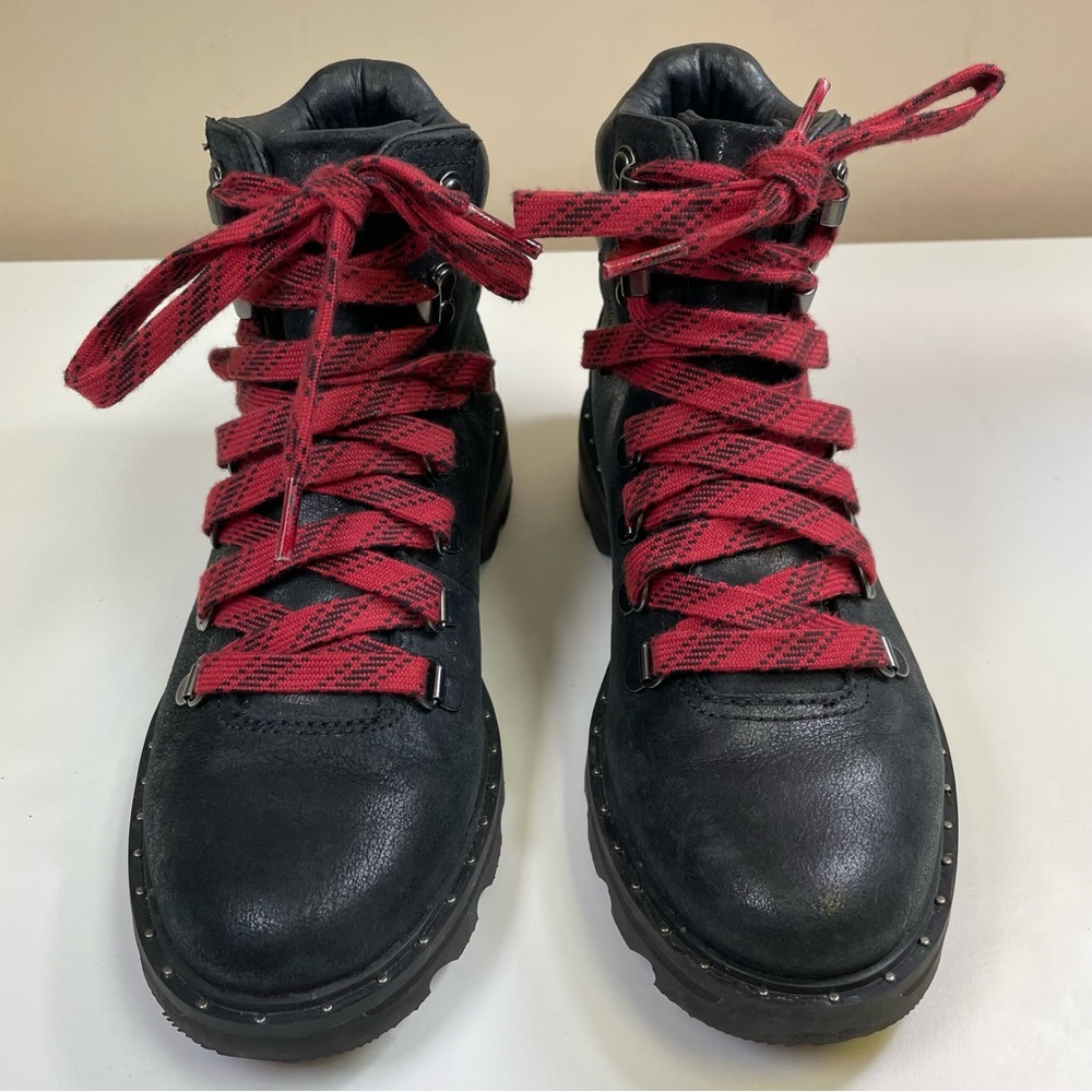 Sorel Black and Red Ankle Booties Rugged Sole - Picture 2 of 14